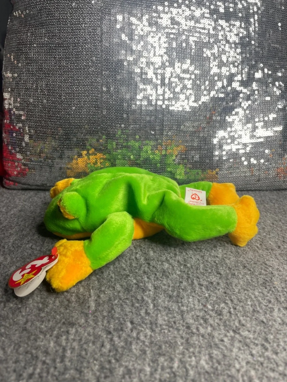 Smoochy The Frog: Ty Bright Green Plush Frog with Orange Accents - Picture 2 of 9